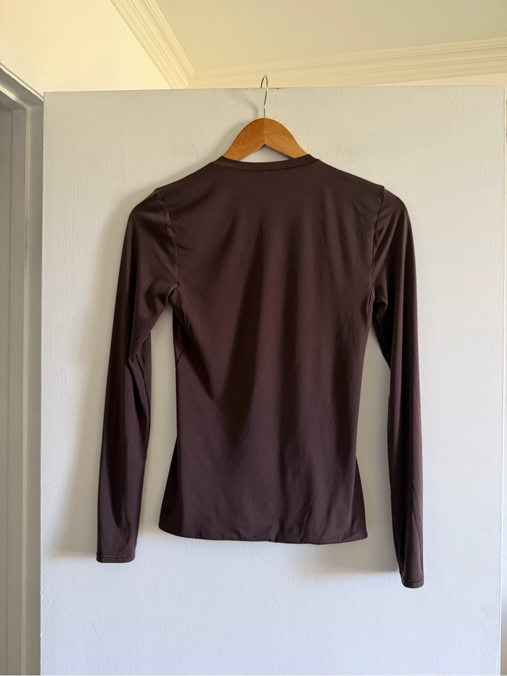 Lululemon Athletica Espresso Brown Wundermost Ultra Soft Nulu Long Sleeve Shirt - Picture 9 of 14